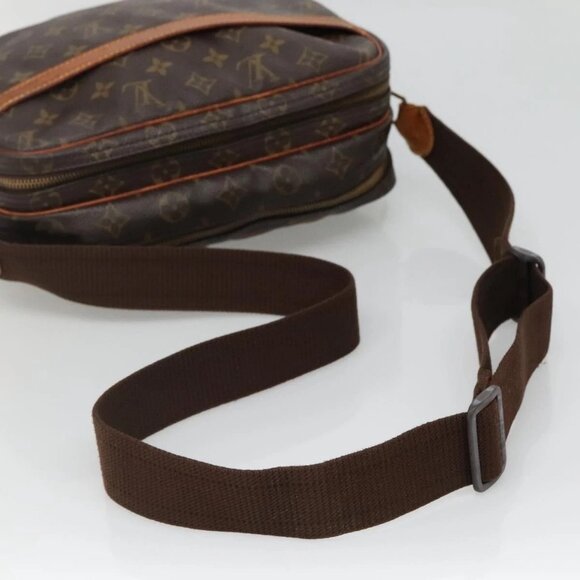 LOUIS VUITTON Monogram Reporter PM Shoulder Bag - Picture 6 of 16